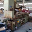 []出售一台2003年普通卧轴平面磨床M7130H